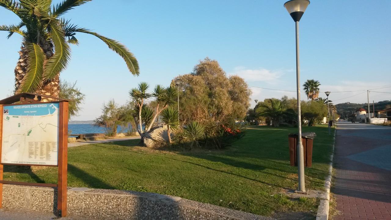 Villa Kristel Ierissós Exterior foto